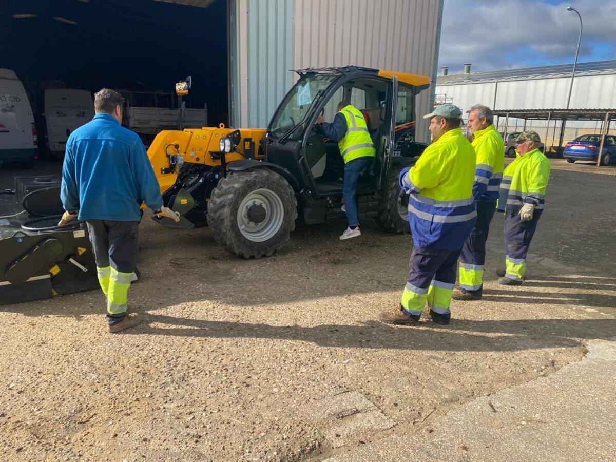 MCM Mio Cid: adquisición de máquina operadora telescópica