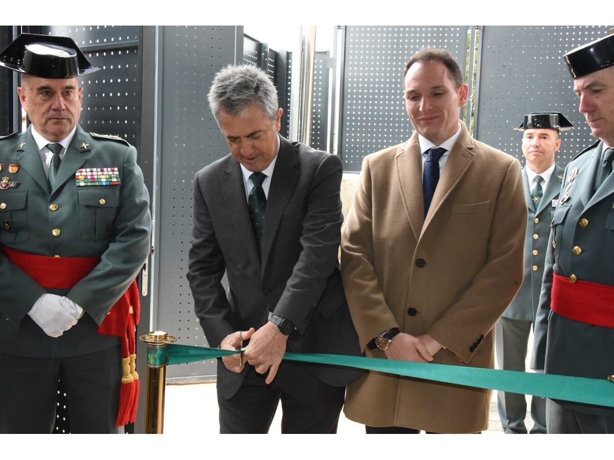 Inaugurado el cuartel de la Guardia Civil - Imagen 4