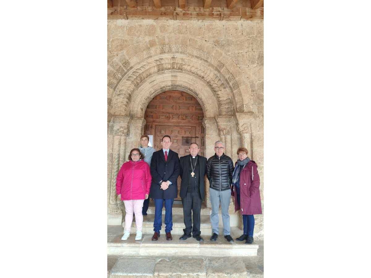 Comienzan las obras de consolidación del muro del Rivero - Imagen 2