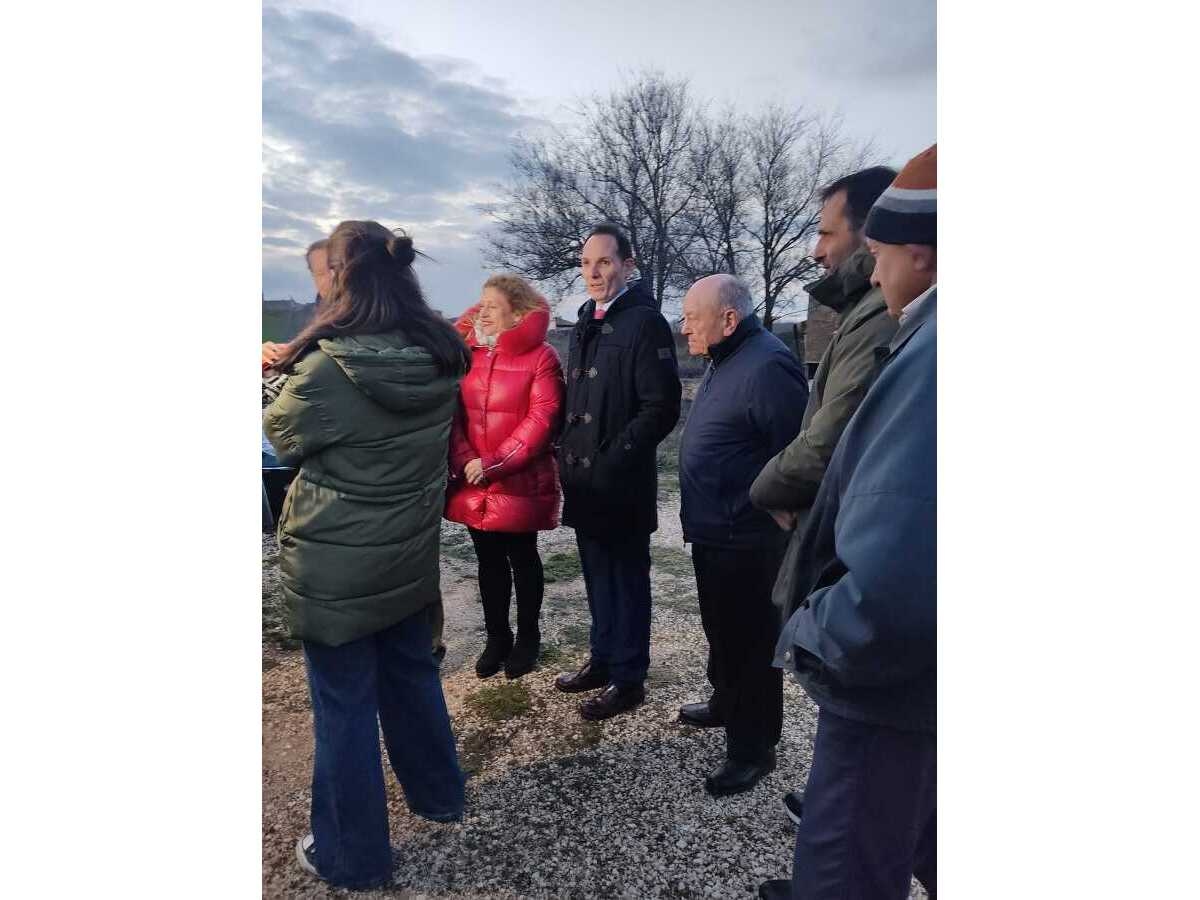 El consejero visita la iluminación del camino a El Plantío - Imagen 6