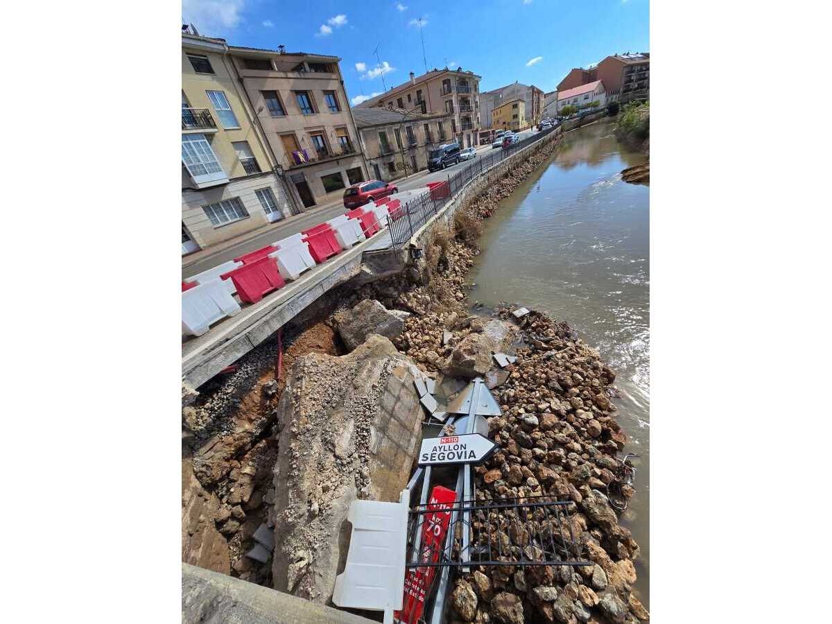 Nuevo desprendimiento en el puente