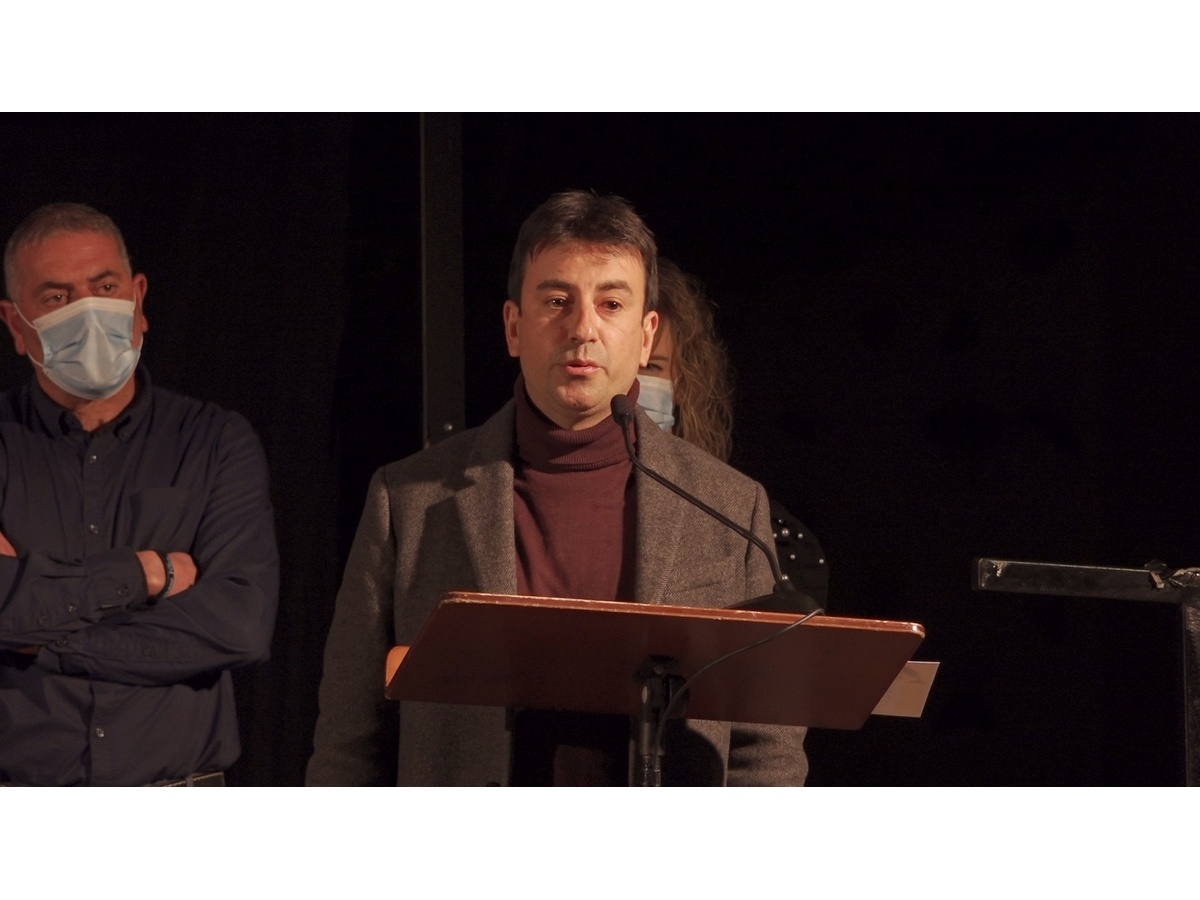 Víctor Manuel Fernández gana el Certamen Literario Villa San Esteban - Imagen 2