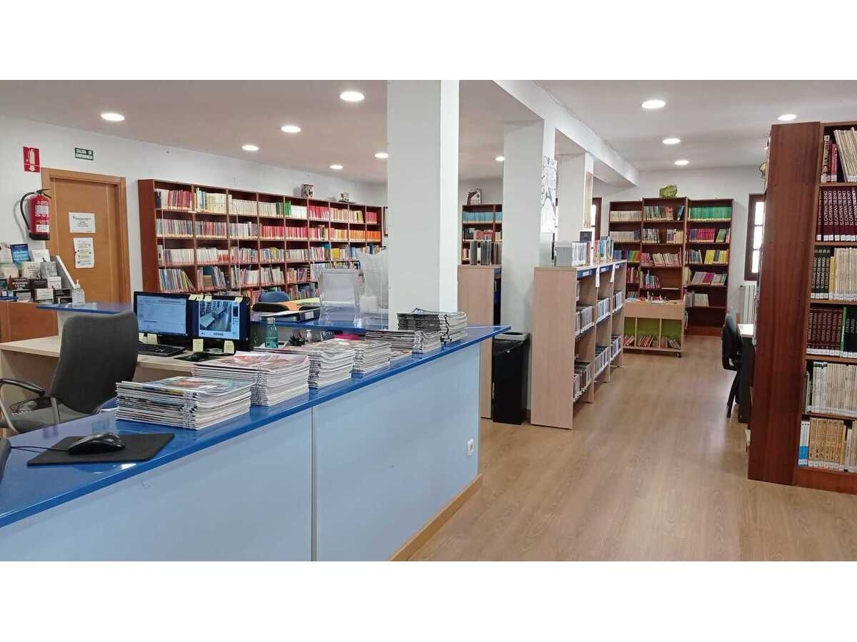 Biblioteca municipal: horario de verano